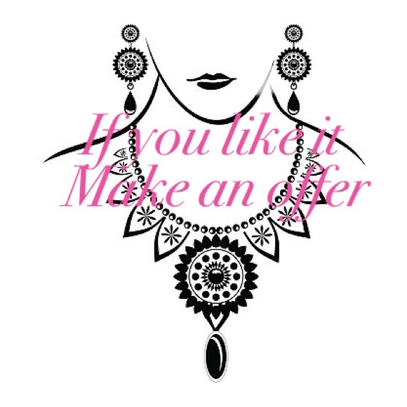 Multicolor Beaded Necklace and Earring Set - Picture 5 of 5